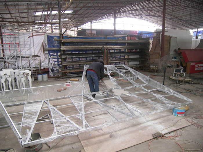 罗丽芬集团-舞台